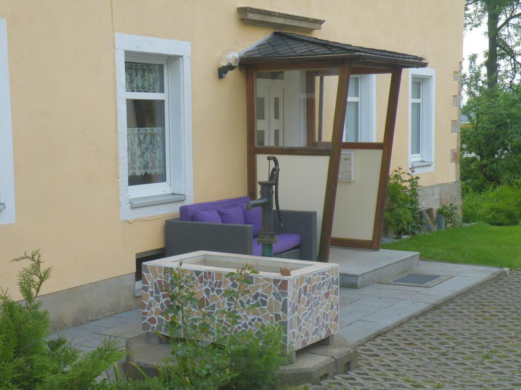 Am Lindenbaum Bed & Breakfast Sebnitz Bagian luar foto